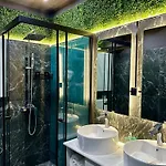 Moonlight Downtown *