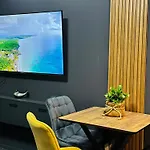 Moonlight Downtown *