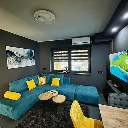 Moonlight Downtown Apartament *