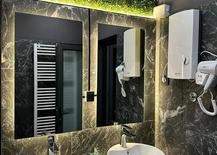 Moonlight Downtown * Skopje